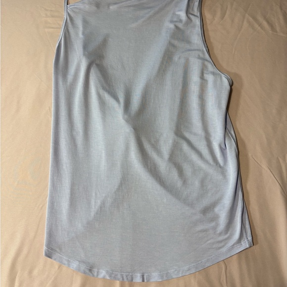 lululemon athletica Light Gray Crop Top - Picture 1 of 7